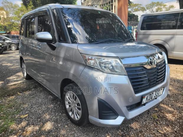 Toyota Roomy 2018