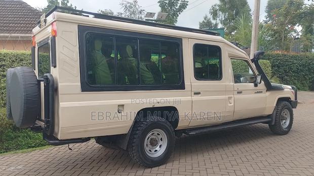 Toyota Land Cruiser 2013 Ivory