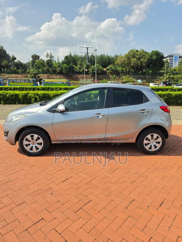 Mazda Demio 2015