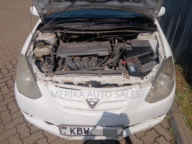 Toyota Caldina 2004 White