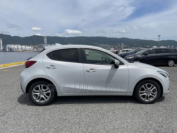 Mazda Demio 2019 White