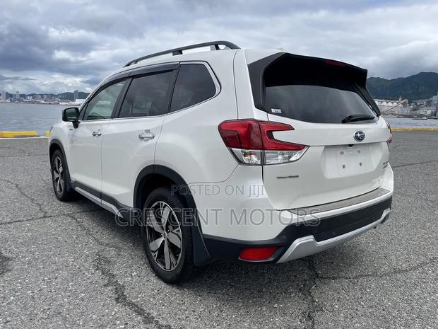 Subaru Forester 2019 White