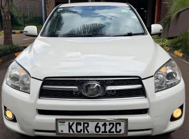 Toyota RAV4 2012 White