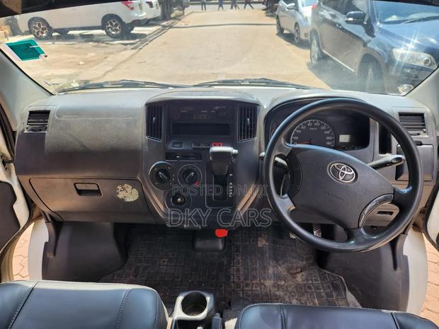 Toyota TownAce 2011 White