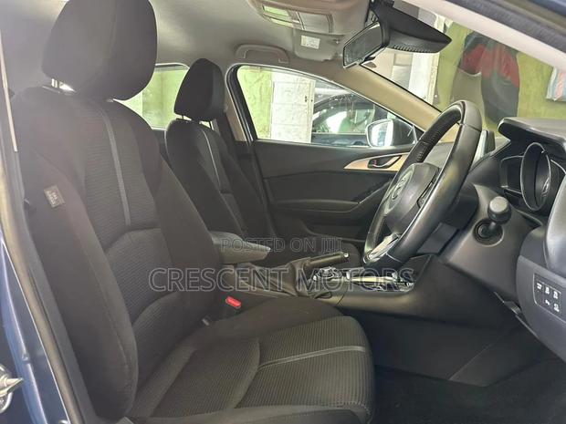 Mazda Axela 2019 Blue