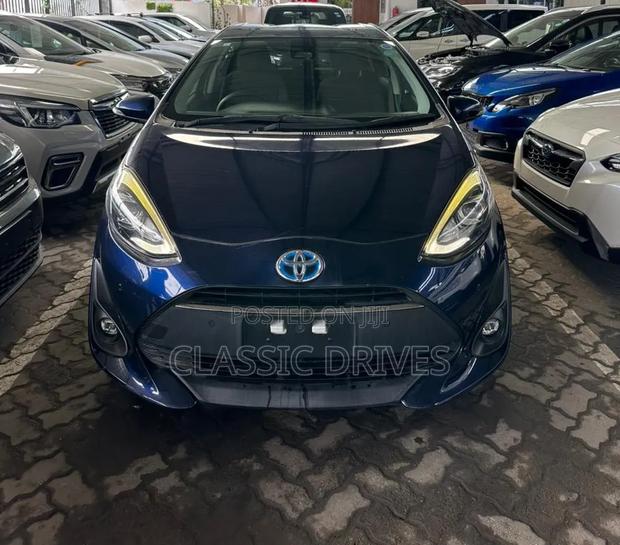 Toyota Aqua 2019 Blue