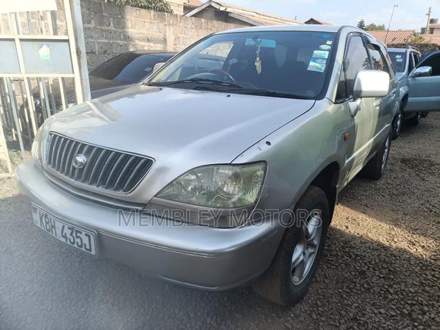 Toyota Harrier 2003 Gold