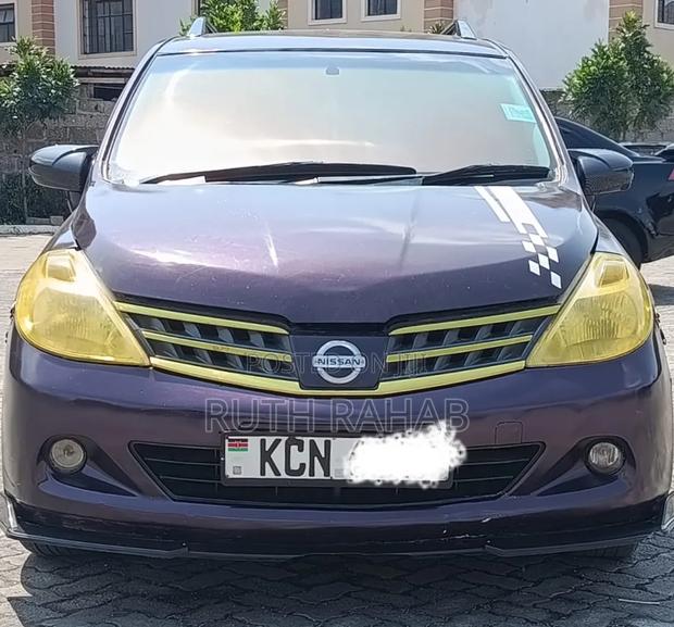 Nissan Tiida 2011 Purple