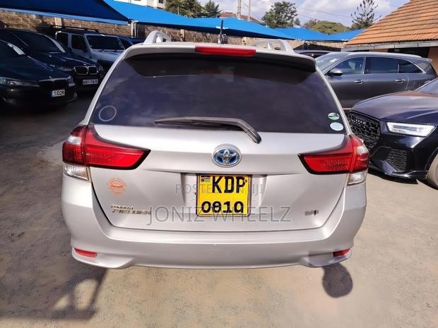 Toyota Corolla Fielder 2014 Silver