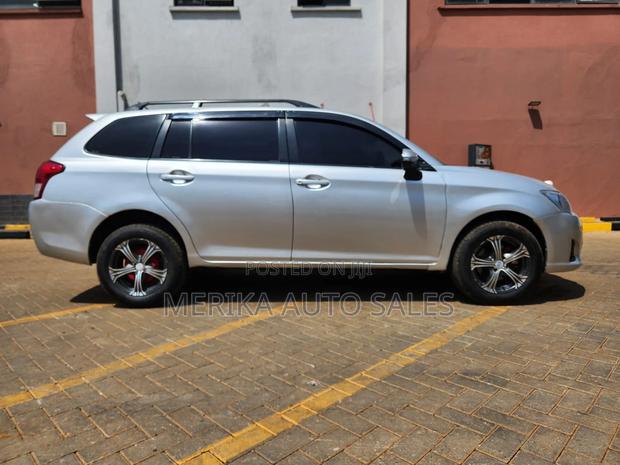 Toyota Corolla Fielder 2014 Silver