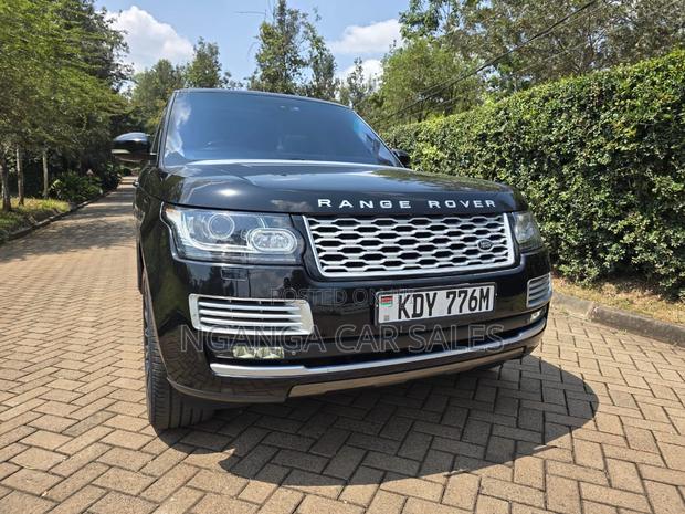 Land Rover Range Rover Vogue 2014 Black