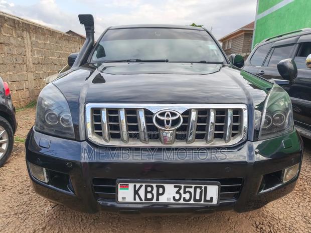 Toyota Land Cruiser 2003 Black