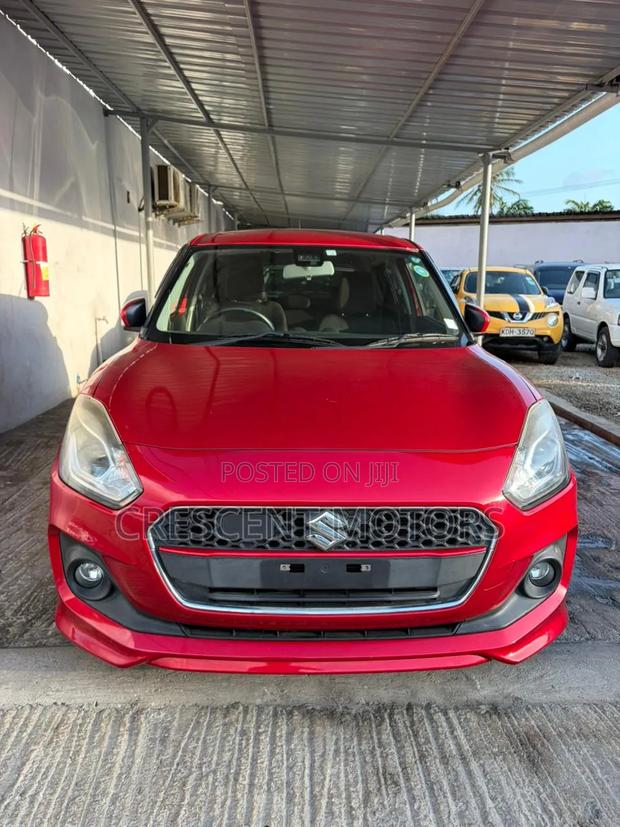 Suzuki Swift 2019 Red