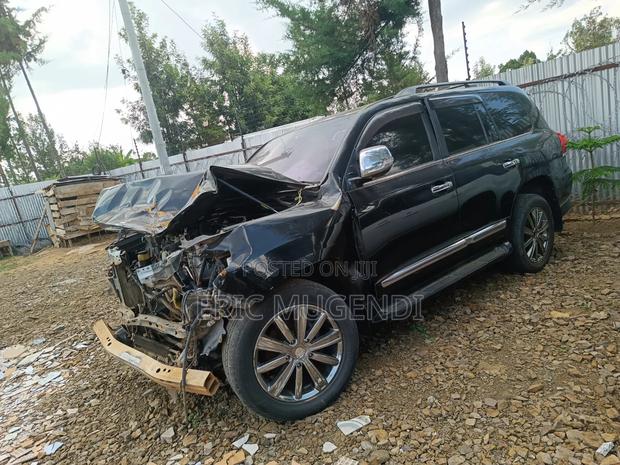 Toyota Land Cruiser 2014 Black