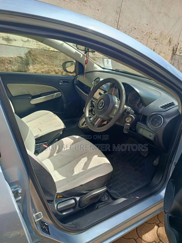 Mazda Demio 2012 Blue