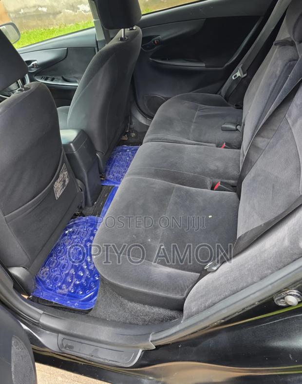 Toyota Corolla Fielder 2010 Black