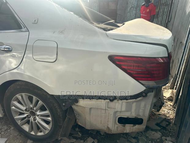 Toyota Crown 2015 White