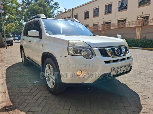 Nissan X-Trail 2.0 Petrol XE 2012 White