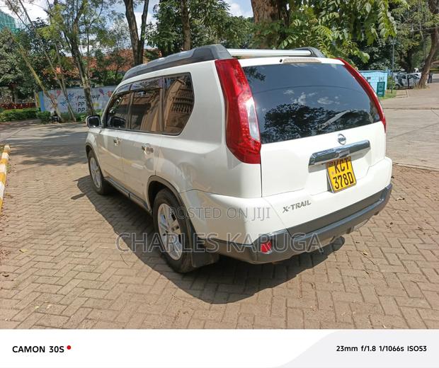 Nissan X-Trail 2011 White