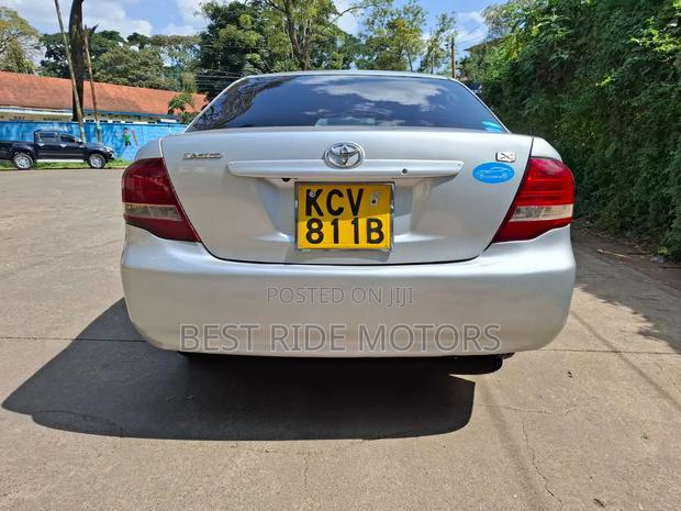 Toyota Axio 1.5 X 2WD 2012 Silver