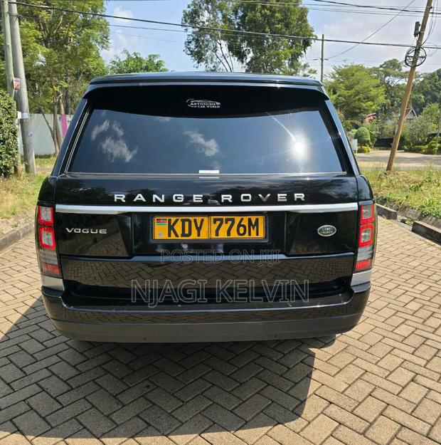 Land Rover Range Rover Vogue 2014 Matt Black