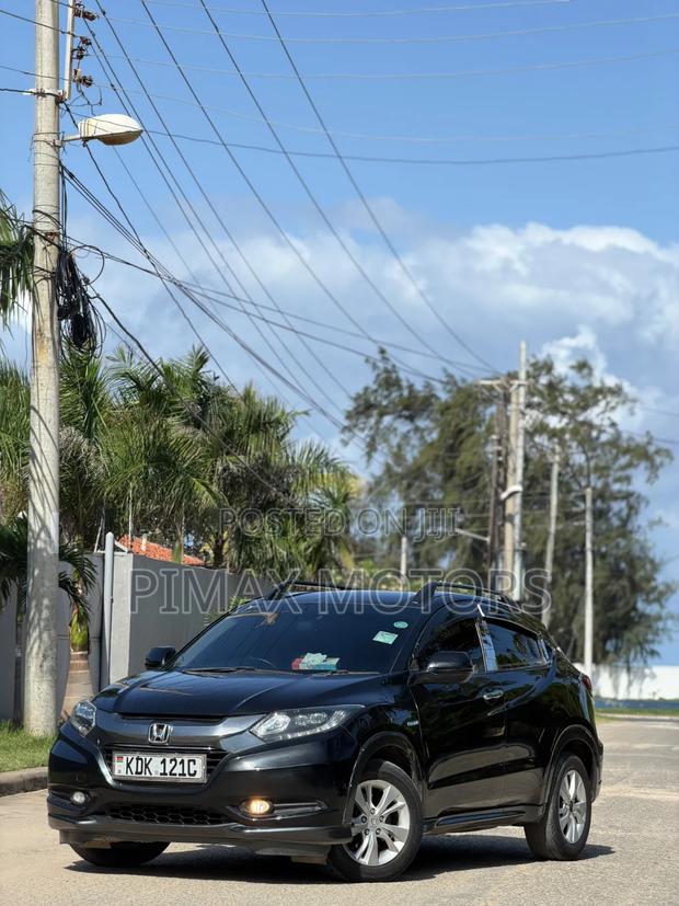 Honda Vezel 2015 Black