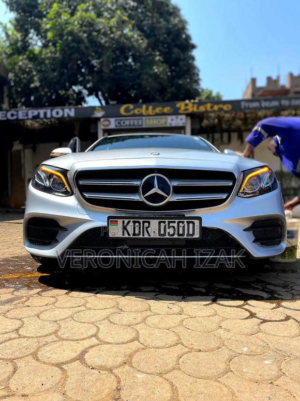Mercedes-Benz E200 2017 Silver
