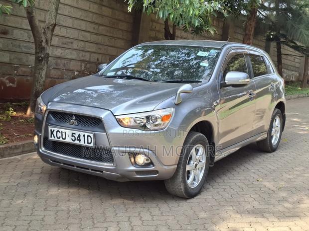 Mitsubishi RVR 2.0 2012 Gray