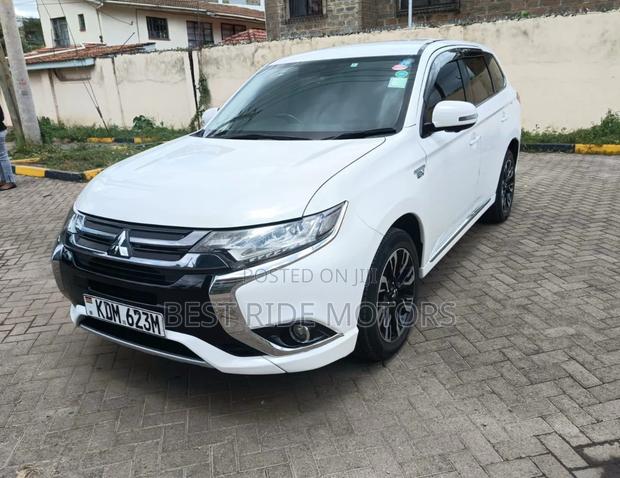 Mitsubishi Outlander 2.0 PHEV AWD 2016 White