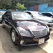 Toyota Crown 2013 Maroon for sale