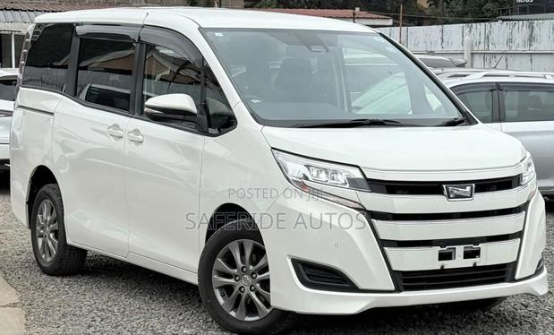 Toyota Noah 2019 White