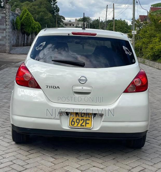 Nissan Tiida 2004 White