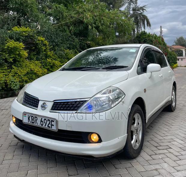 Nissan Tiida 2004 White