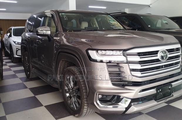 Toyota Land Cruiser 2020 Brown
