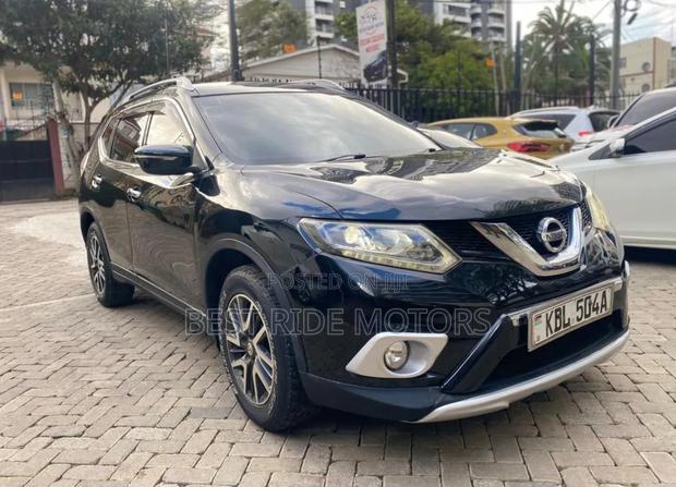Nissan X-Trail 2.0 Petrol AWD 2014 Black