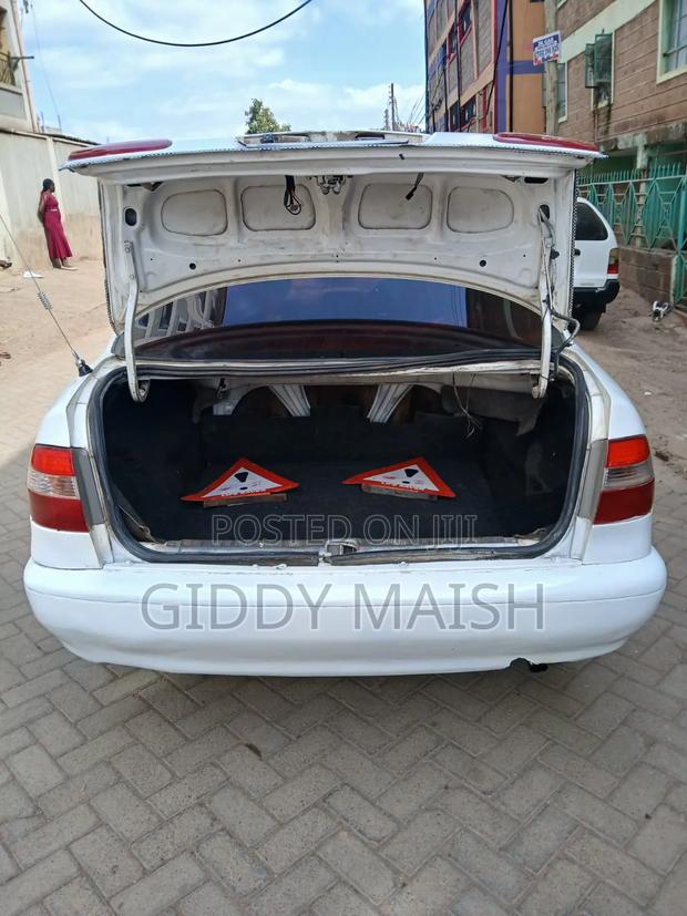 Toyota Sprinter 2000 White