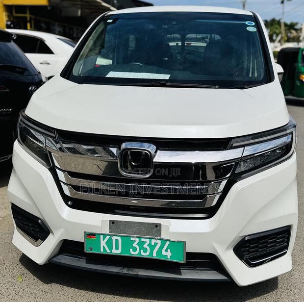 Honda Stepwgn 2020 White