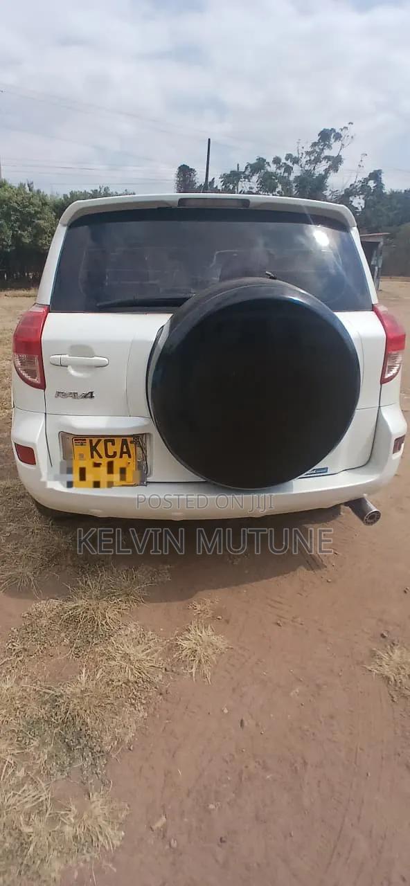 Toyota RAV4 2007 White