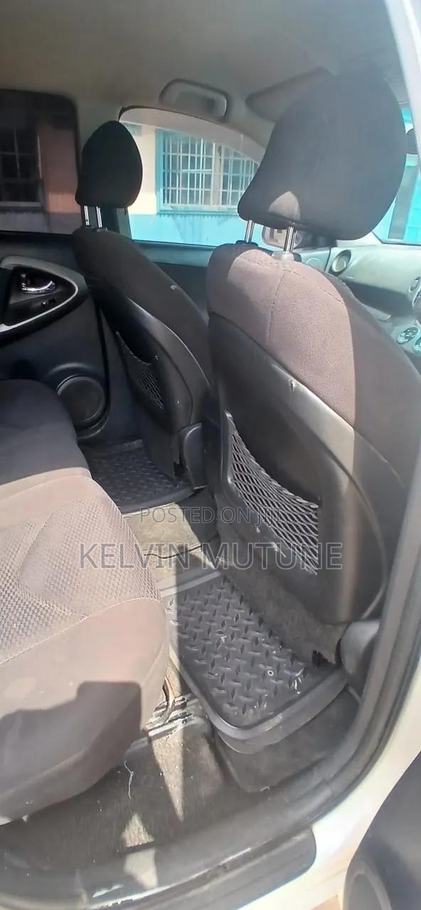 Toyota RAV4 2007 White
