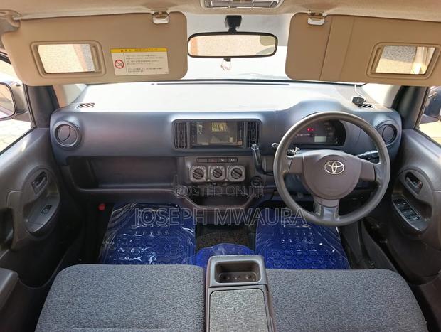 Toyota Passo 2015 Pink