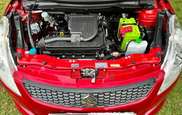 Suzuki Swift 2013 Red
