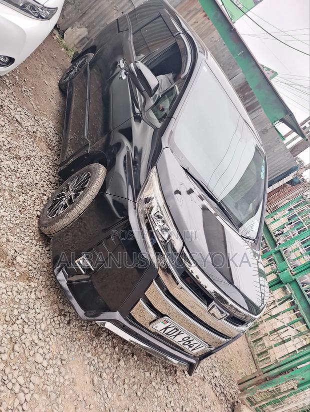 Toyota Noah 2019 Black