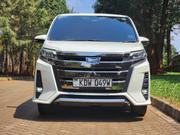 Toyota Noah 2018 White for sale