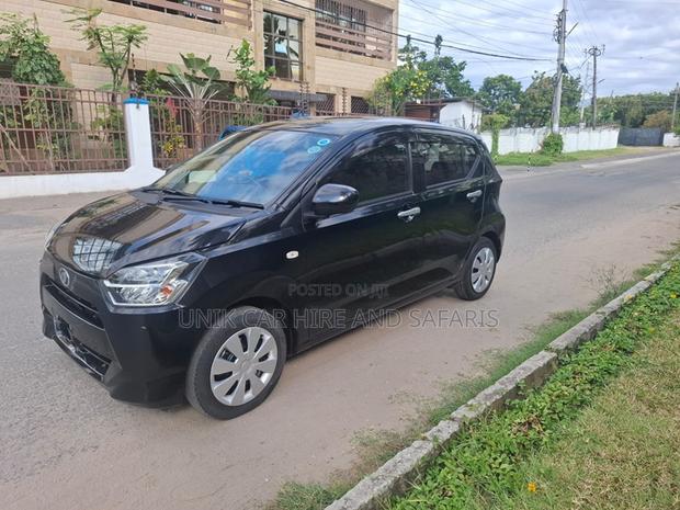 Daihatsu Mira 2019 Black