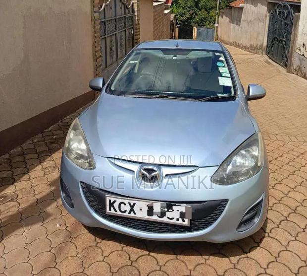 Mazda Demio 2012 Silver
