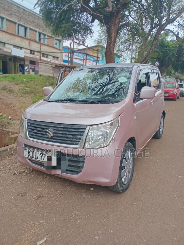 Suzuki Alto 2015 Pink