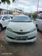 Toyota Wish 2017 White for sale