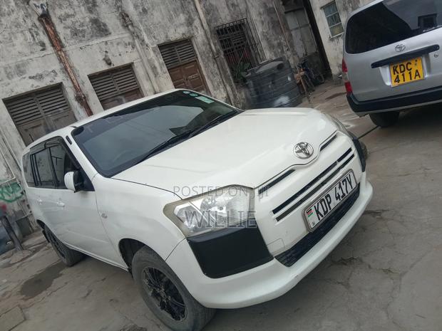 Toyota Succeed SV Premium 2016 White