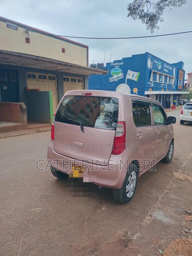 Suzuki Wagon R 2015 Pink