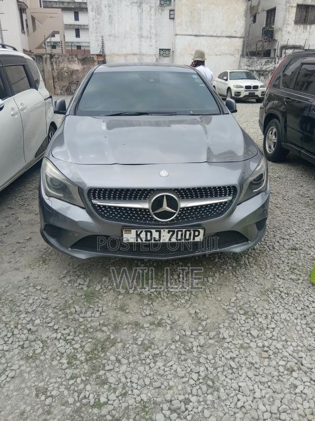 Mercedes-Benz C180 2015 Gray